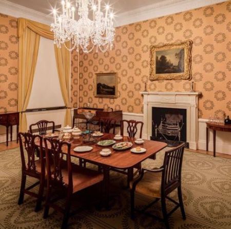 Picture for category Tables & Chairs